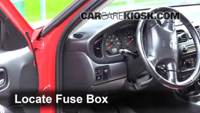 2006 Nissan Sentra S 1.8L 4 Cyl. Fusible (interior) Control